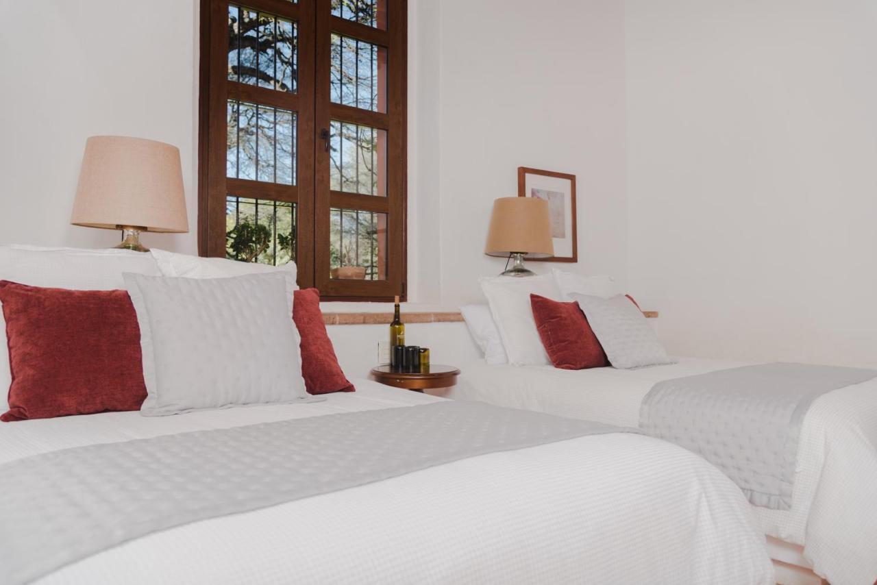 Puerta Del Lobo Villa Queretaro Room photo