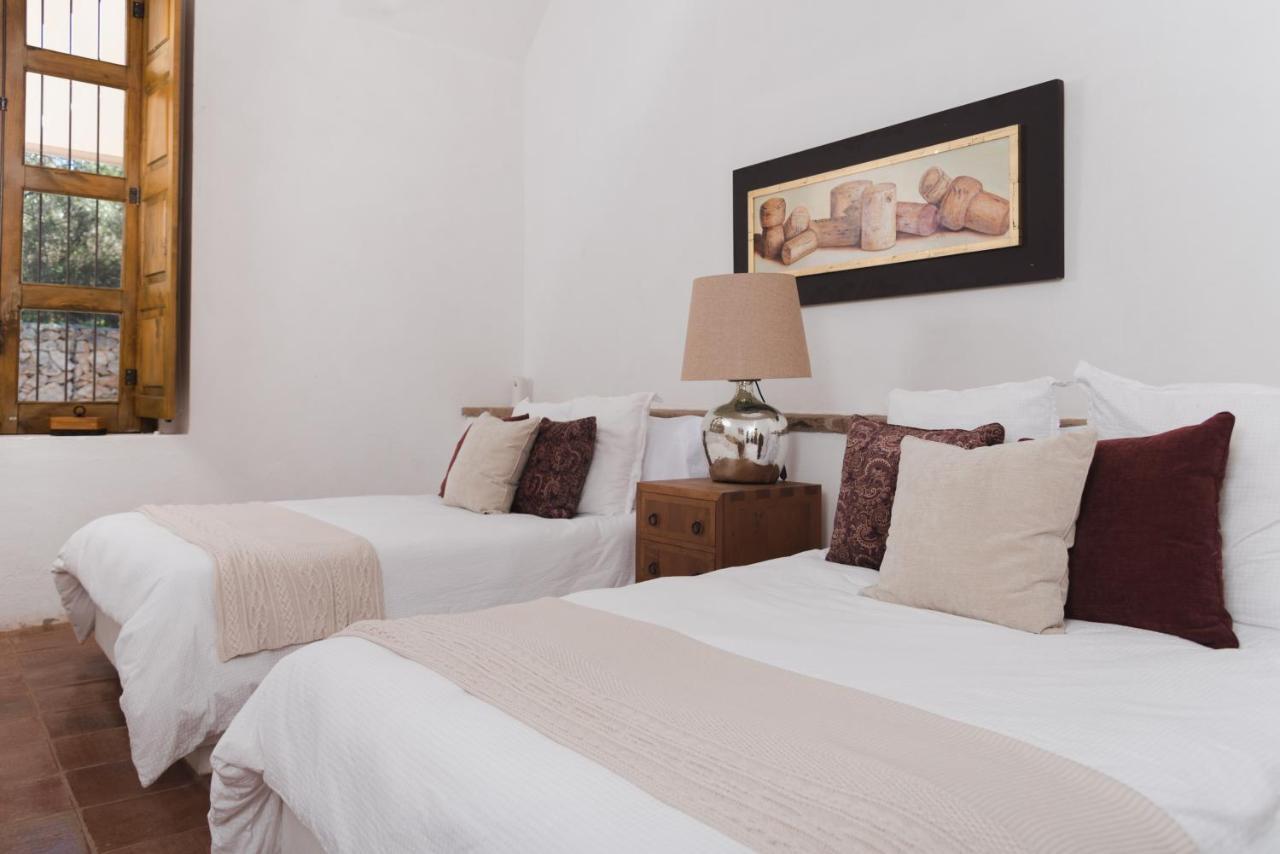 Puerta Del Lobo Villa Queretaro Room photo